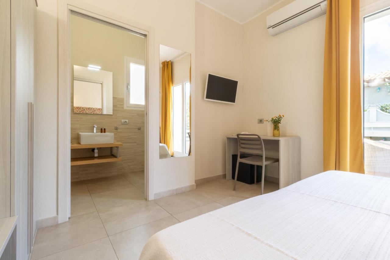 Hotel New Ca'Mea Villasimius Exterior foto