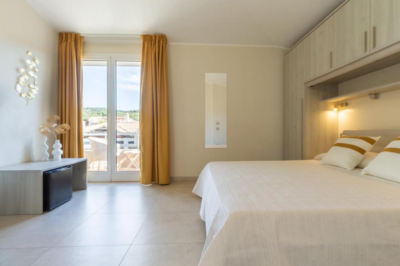Hotel New Ca'Mea Villasimius Exterior foto