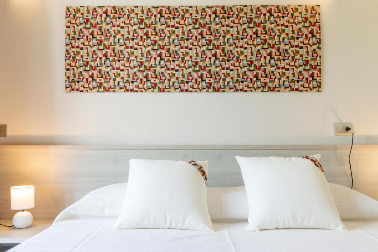 Hotel New Ca'Mea Villasimius Exterior foto