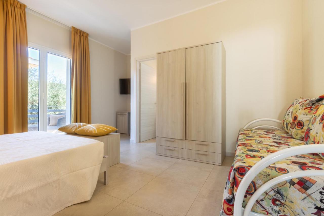 Hotel New Ca'Mea Villasimius Exterior foto