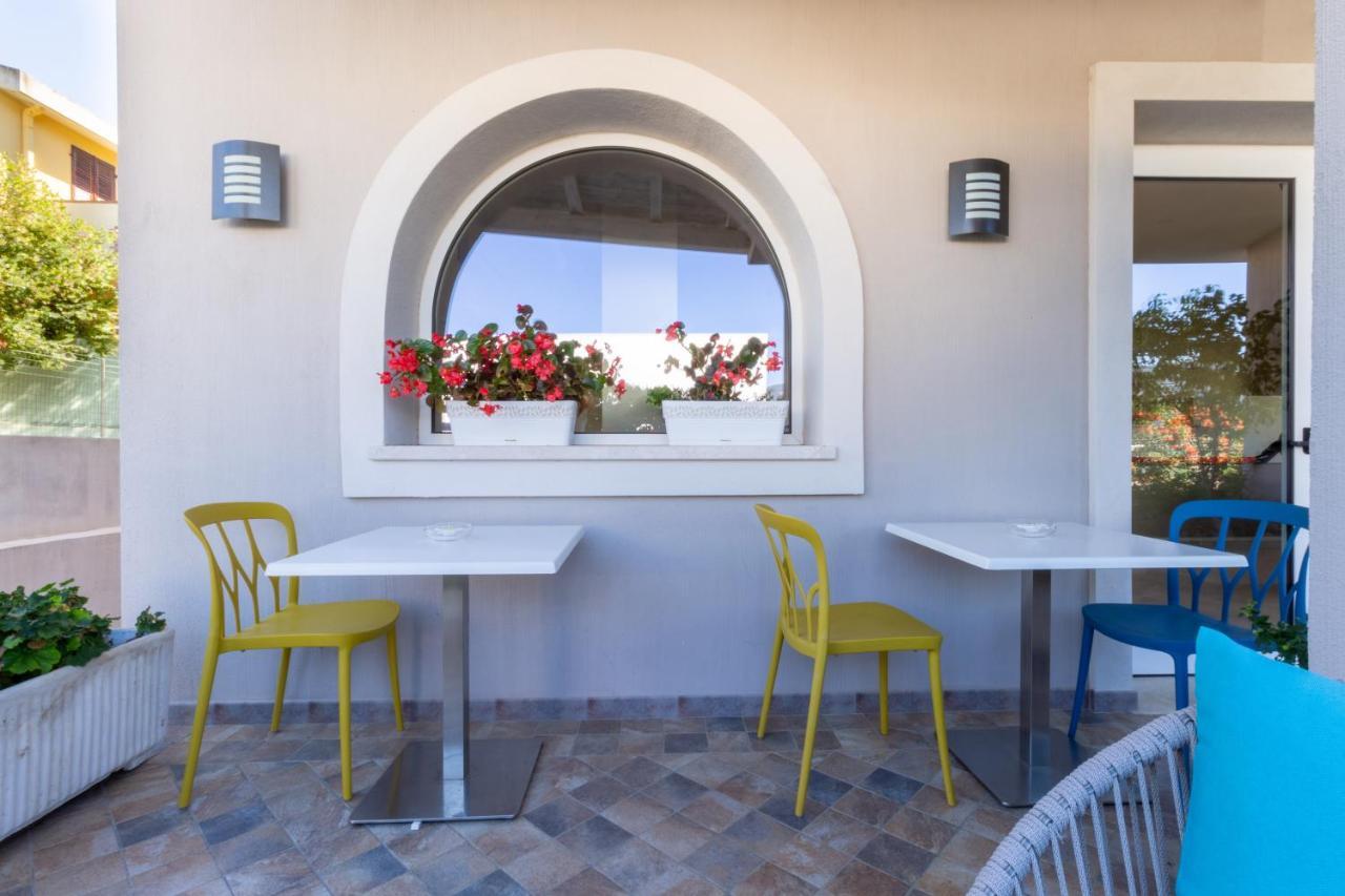 Hotel New Ca'Mea Villasimius Exterior foto
